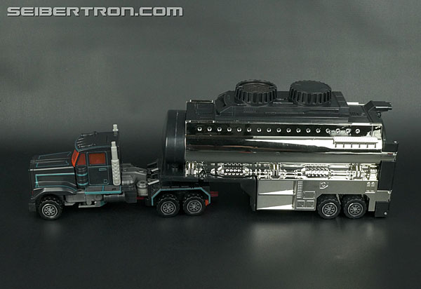 Transformers Car Robots Scourge (Black Convoy) (Image #30 of 203)