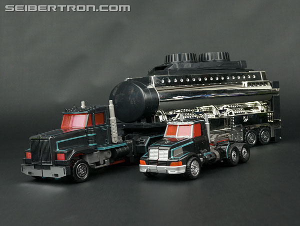 Transformers Car Robots Scourge (Black Convoy) (Image #68 of 203)