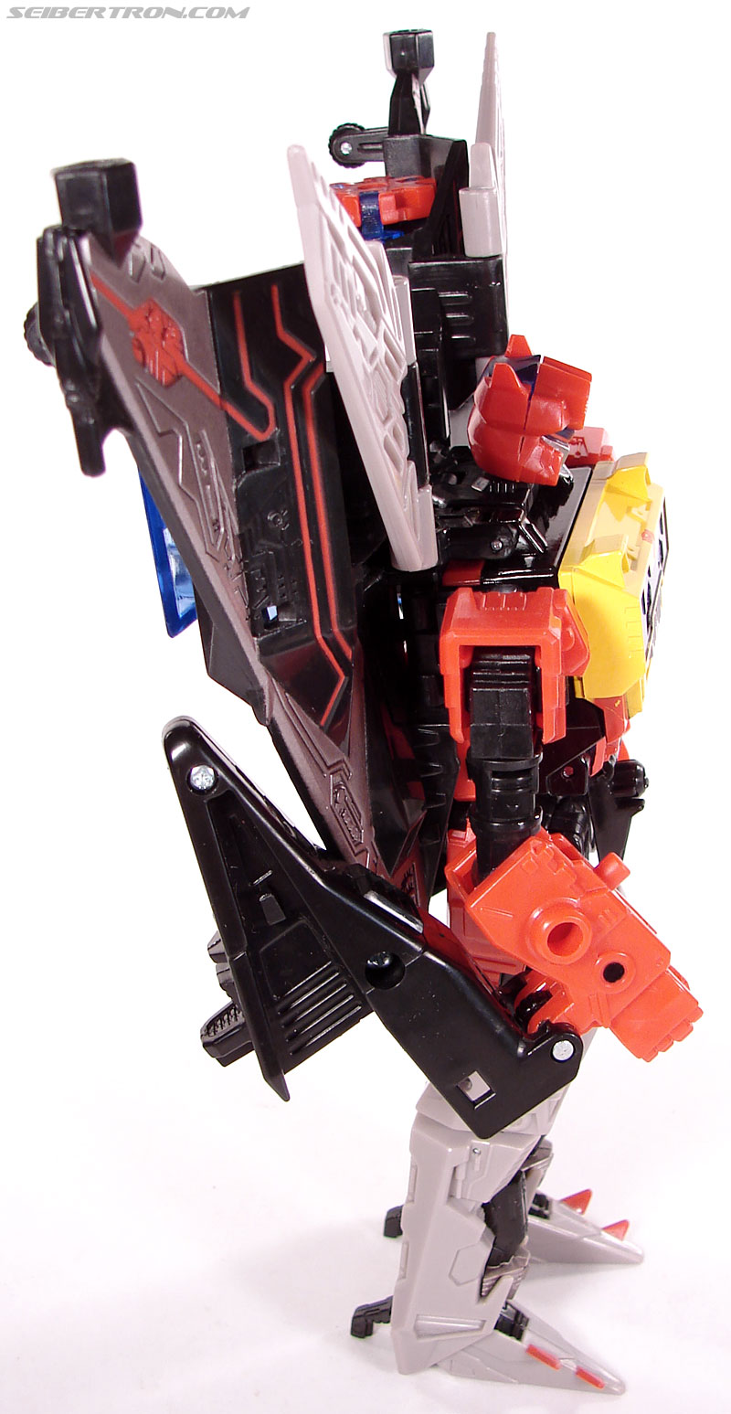 Transformers Universe - Classics 2.0 Blaster (Image #57 of 132)