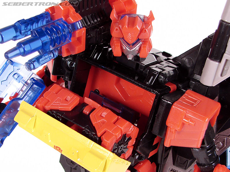 Transformers Universe - Classics 2.0 Blaster (Image #95 of 132)