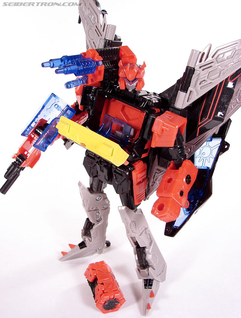 Transformers Universe - Classics 2.0 Blaster (Image #96 of 132)