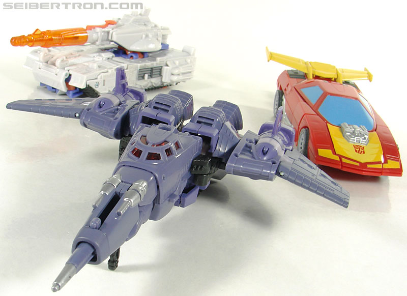 Transformers Universe - Classics 2.0 Cyclonus (Challenge at Cybertron) (Image #74 of 155)