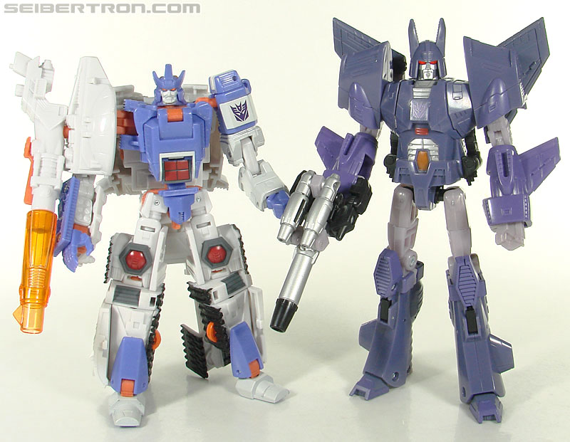 Transformers Universe - Classics 2.0 Galvatron (Challenge at Cybertron) (Image #91 of 104)