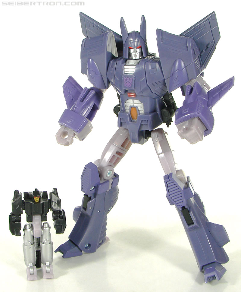 Transformers Universe - Classics 2.0 Nightstick (Challenge at Cybertron) (Image #64 of 67)