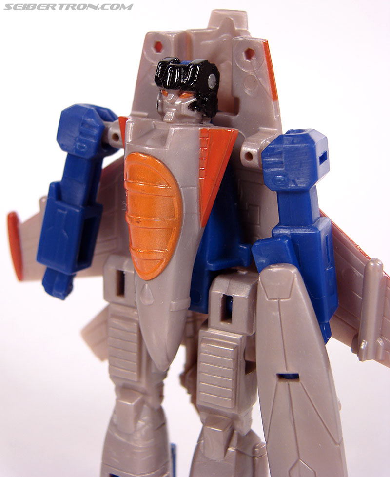 Transformers Universe - Classics 2.0 Starscream (Image #45 of 65)