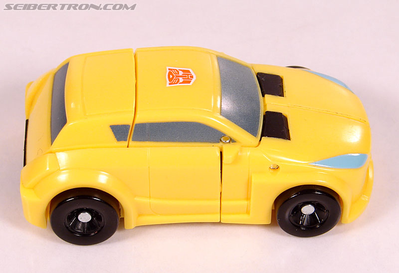 Transformers Universe - Classics 2.0 Bumblebee (Image #22 of 69)