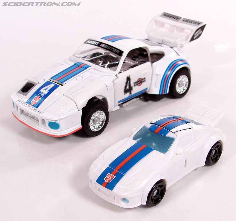 Transformers Universe - Classics 2.0 Jazz (Meister) (Image #30 of 65)