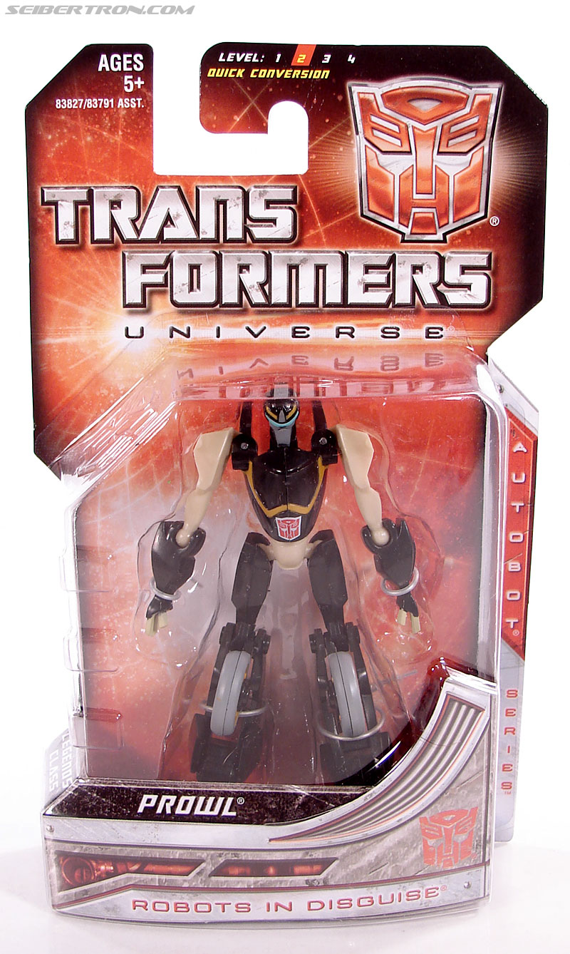 Transformers Universe - Classics 2.0 Prowl (Image #1 of 54)