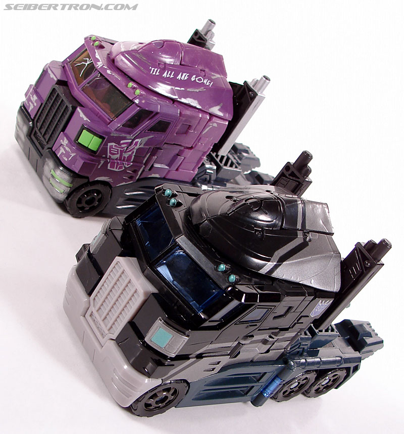 Transformers Universe - Classics 2.0 Nemesis Prime (Black Convoy) (Image #47 of 119)