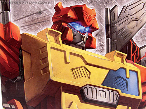 Transformers Universe - Classics 2.0 Blaster (Image #16 of 132)