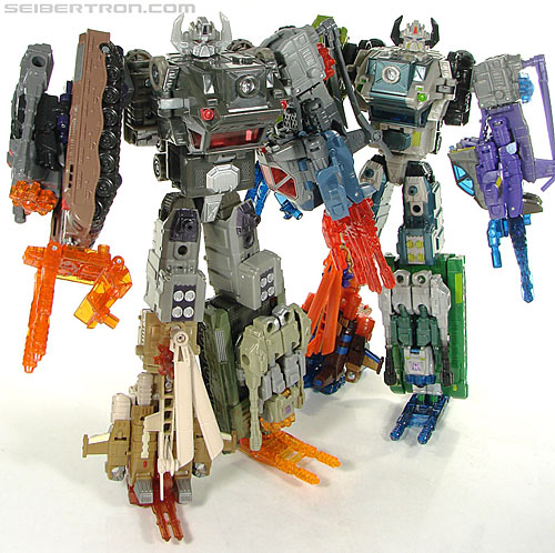 Transformers Universe - Classics 2.0 Bruticus Maximus (Image #104 of 152)