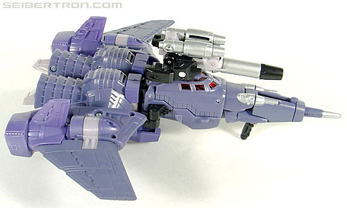 Transformers Universe - Classics 2.0 Cyclonus (Challenge at Cybertron) (Image #31 of 155)