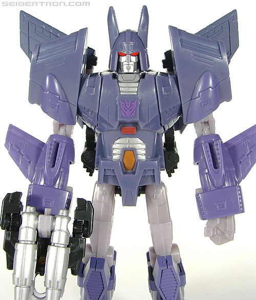 Transformers Universe - Classics 2.0 Cyclonus (Challenge at Cybertron) (Image #83 of 155)