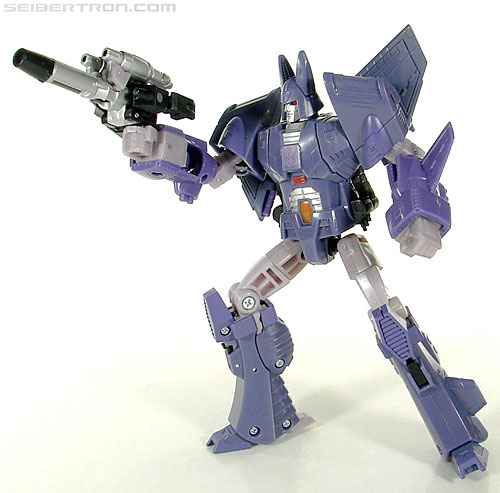 Transformers Universe - Classics 2.0 Cyclonus (Challenge at Cybertron) (Image #102 of 155)