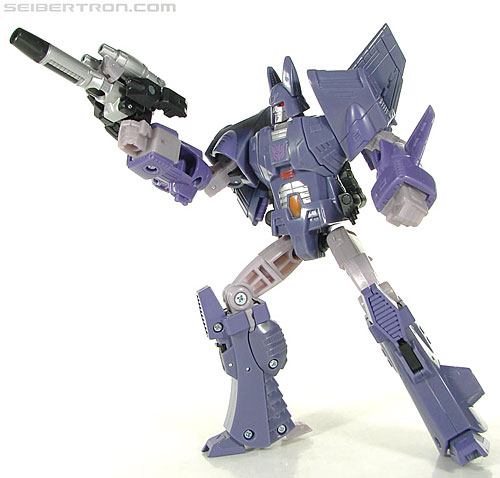 Transformers Universe - Classics 2.0 Cyclonus (Challenge at Cybertron) (Image #103 of 155)