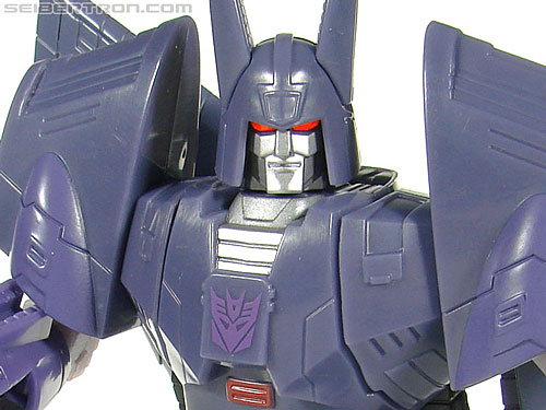 Transformers Universe - Classics 2.0 Cyclonus (Challenge at Cybertron) (Image #122 of 155)