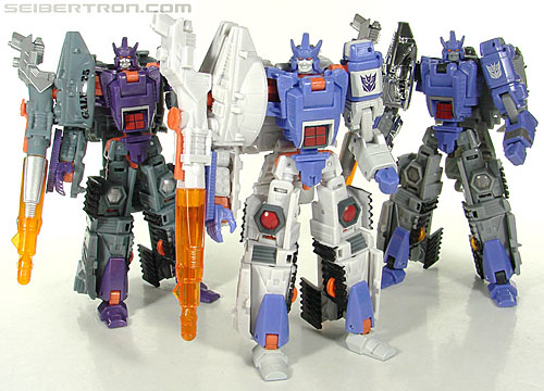 Transformers Universe - Classics 2.0 Galvatron (Challenge at Cybertron) (Image #77 of 104)