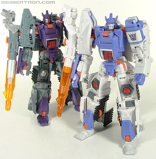 Transformers Universe - Classics 2.0 Galvatron (Challenge at Cybertron) (Image #81 of 104)
