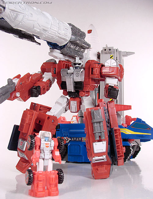 Transformers Universe - Classics 2.0 Countdown (Image #163 of 168)