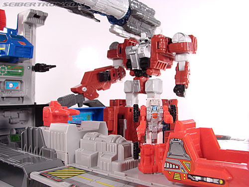 Transformers Universe - Classics 2.0 Countdown (Image #166 of 168)