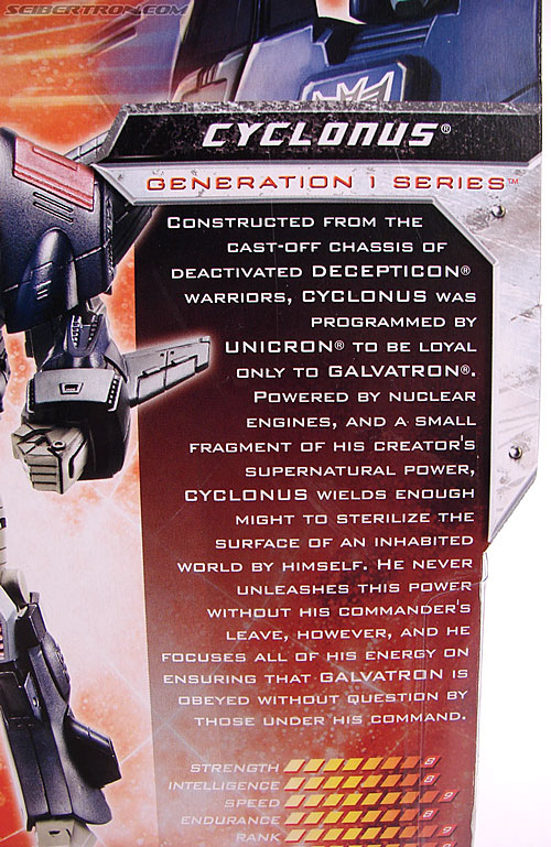 Transformers Universe - Classics 2.0 Cyclonus (Image #20 of 195)