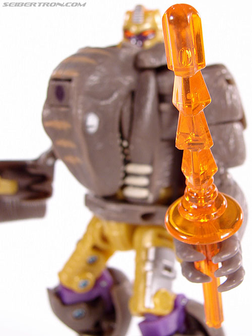 Transformers Universe - Classics 2.0 Dinobot (Image #116 of 181)