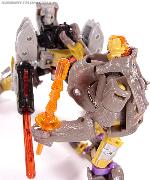 Transformers Universe - Classics 2.0 Dinobot (Image #169 of 181)