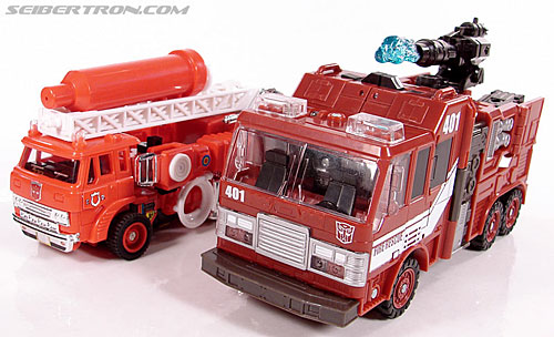 Transformers Universe - Classics 2.0 Inferno (Image #56 of 137)
