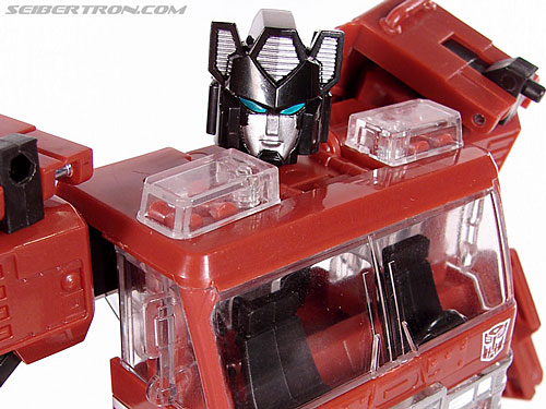 Transformers Universe - Classics 2.0 Inferno (Image #118 of 137)