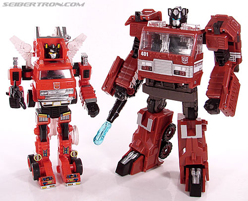 Transformers Universe - Classics 2.0 Inferno (Image #135 of 137)