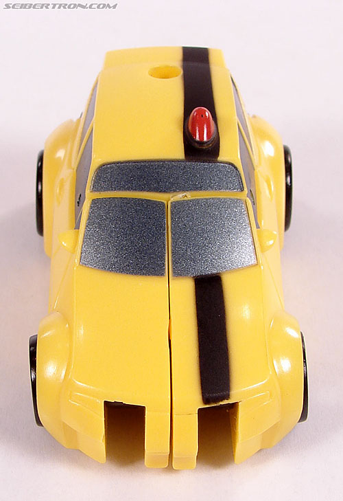 Transformers Universe - Classics 2.0 Bumblebee (Image #10 of 52)