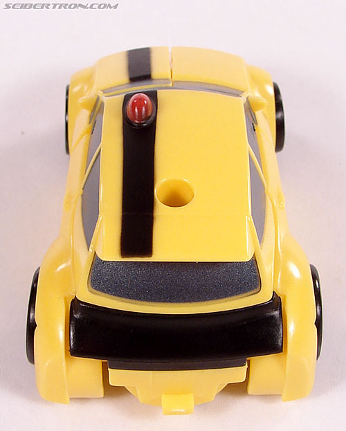 Transformers Universe - Classics 2.0 Bumblebee (Image #15 of 52)