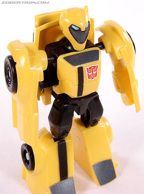 Transformers Universe - Classics 2.0 Bumblebee (Image #29 of 52)