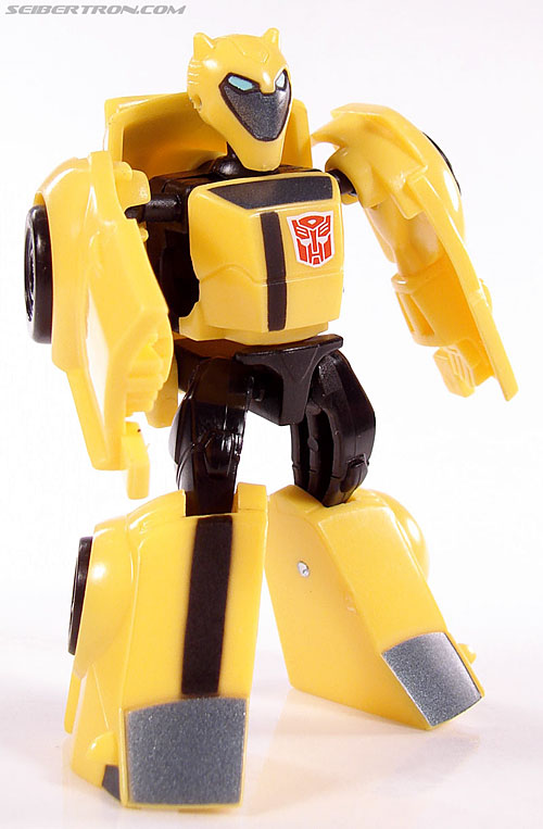 Transformers Universe - Classics 2.0 Bumblebee (Image #42 of 52)