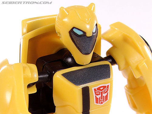 Transformers Universe - Classics 2.0 Bumblebee (Image #44 of 52)