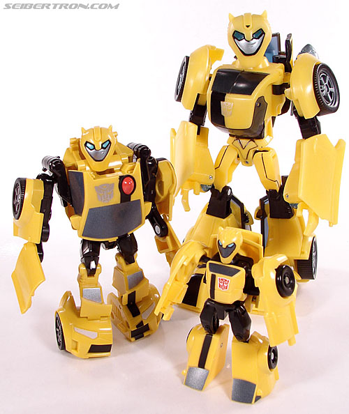 Transformers Universe - Classics 2.0 Bumblebee (Image #48 of 52)