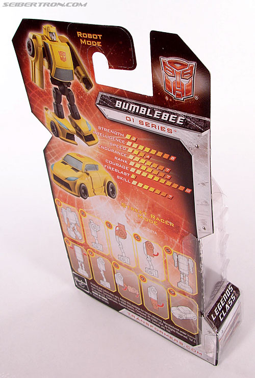Transformers Universe - Classics 2.0 Bumblebee (Image #4 of 69)