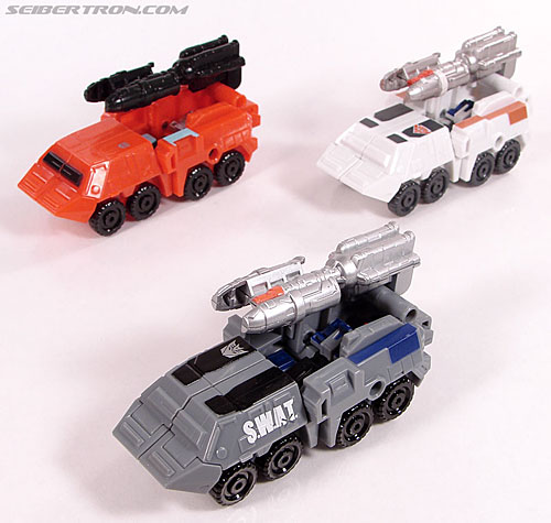 Transformers Universe - Classics 2.0 Onslaught (Image #26 of 61)