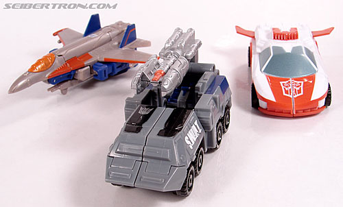 Transformers Universe - Classics 2.0 Onslaught (Image #31 of 61)