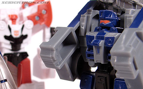 Transformers Universe - Classics 2.0 Onslaught (Image #56 of 61)