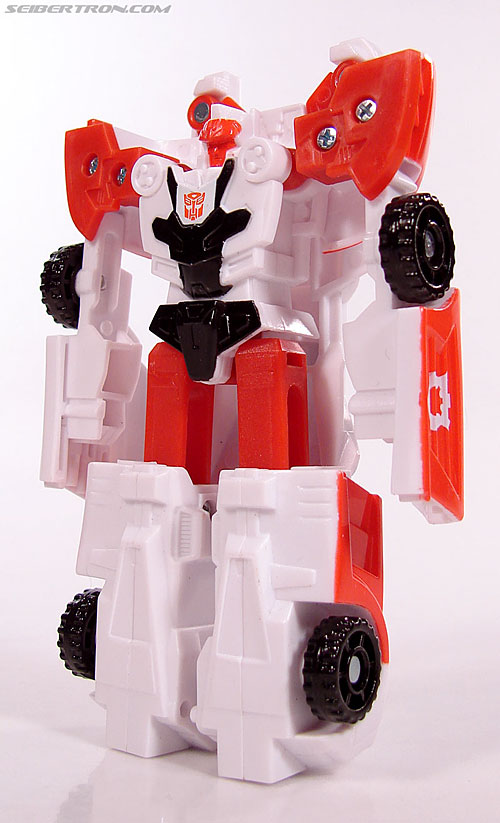 Transformers Universe - Classics 2.0 Red Alert (Image #53 of 83)