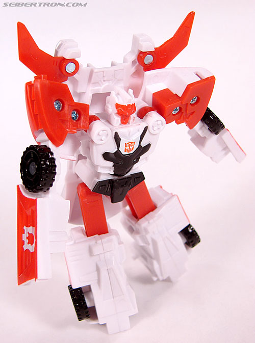 Transformers Universe - Classics 2.0 Red Alert (Image #60 of 83)