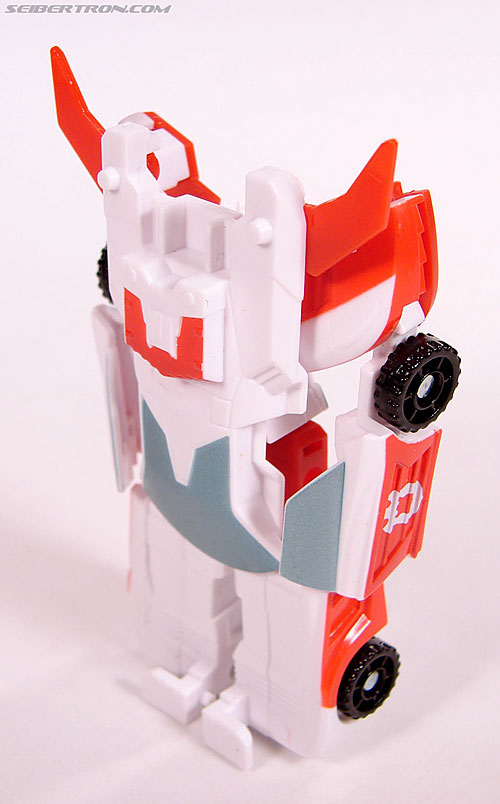 Transformers Universe - Classics 2.0 Red Alert (Image #70 of 83)
