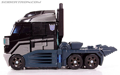 Transformers Universe - Classics 2.0 Nemesis Prime (Black Convoy) (Image #33 of 119)
