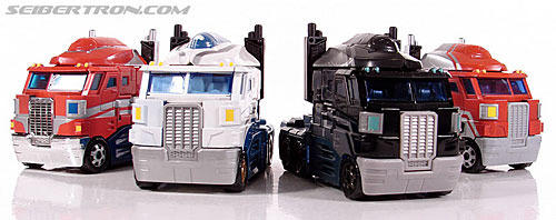 Transformers Universe - Classics 2.0 Nemesis Prime (Black Convoy) (Image #46 of 119)