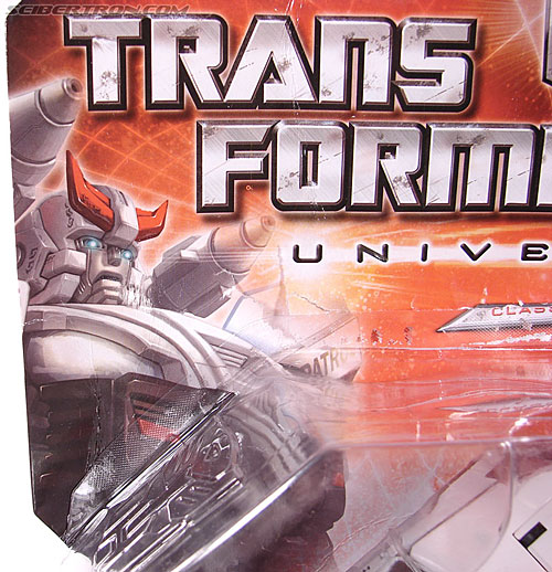 Transformers Universe - Classics 2.0 Prowl (Image #3 of 138)