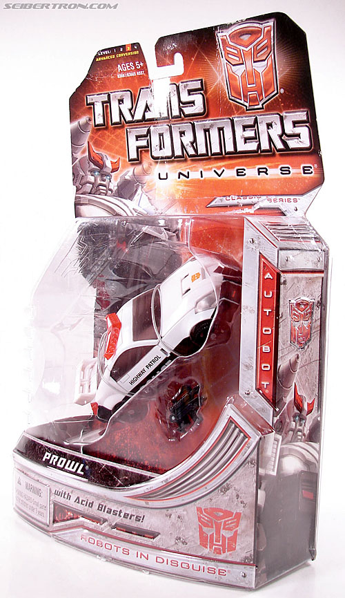 Transformers Universe - Classics 2.0 Prowl (Image #13 of 138)