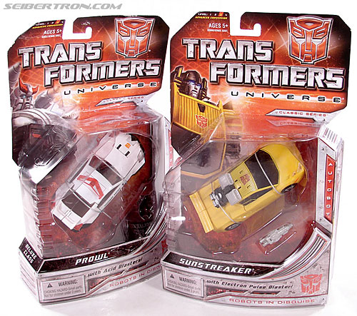 Transformers Universe - Classics 2.0 Prowl (Image #17 of 138)