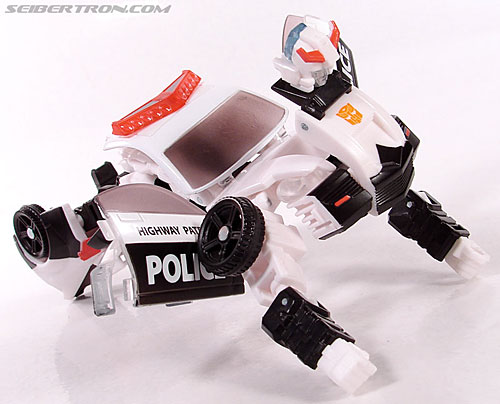 Transformers Universe - Classics 2.0 Prowl (Image #62 of 138)
