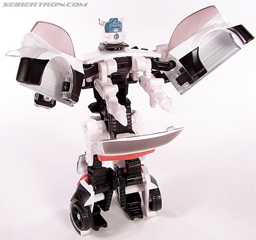 Transformers Universe - Classics 2.0 Prowl (Image #65 of 138)